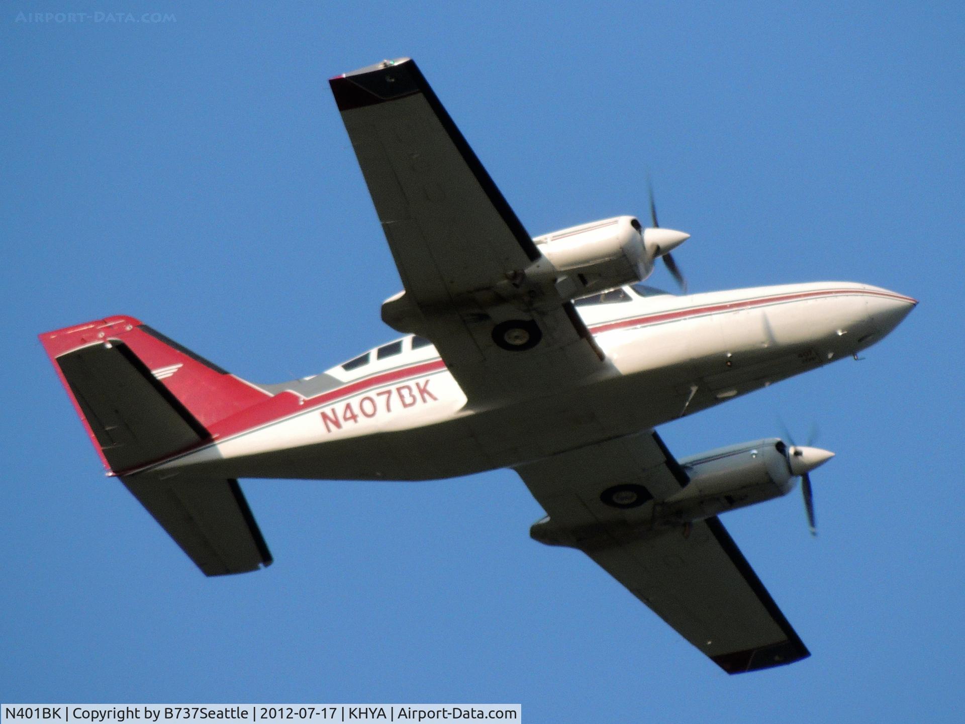 N401BK, 1980 Cessna 402C C/N 402C0297, Departing KHYA.