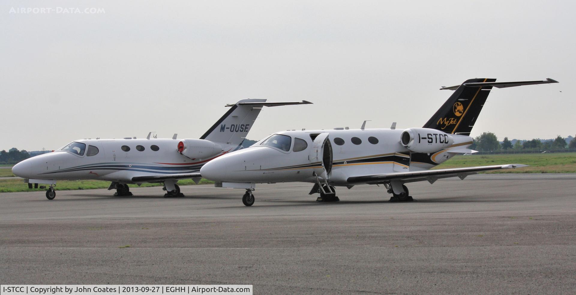 I-STCC, 2010 Cessna 510 Citation Mustang Citation Mustang C/N 510-0360, Parked with M-OUSE at CSE