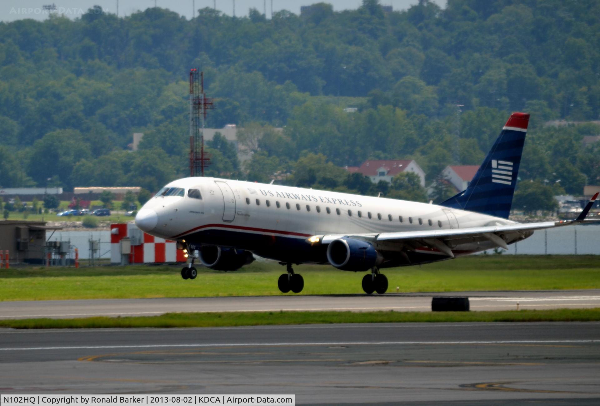 N102HQ, 2007 Embraer 175LR (ERJ-170-200LR) C/N 17000157, Landing DCA