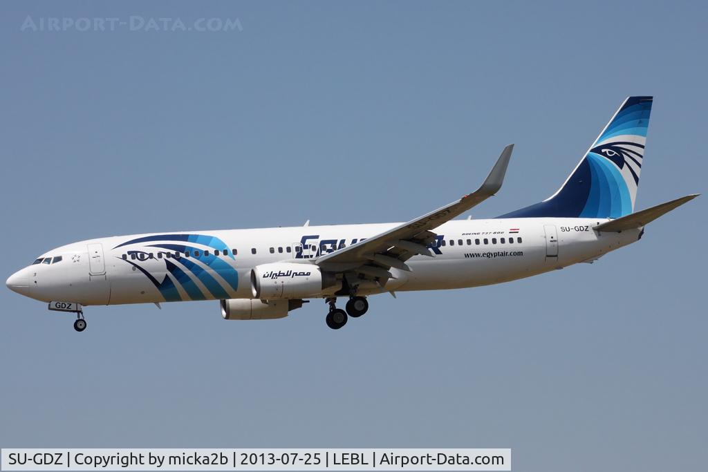 SU-GDZ, 2010 Boeing 737-866 C/N 40759, Landing
