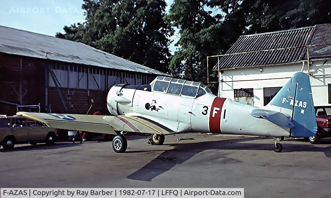F-AZAS, 1951 North American T-6G Texan C/N 182-736, F-AZAS   North American T-6G Texan [182-736] La Ferte Alais~F 17/07/1982. Preserved taken from a slide.