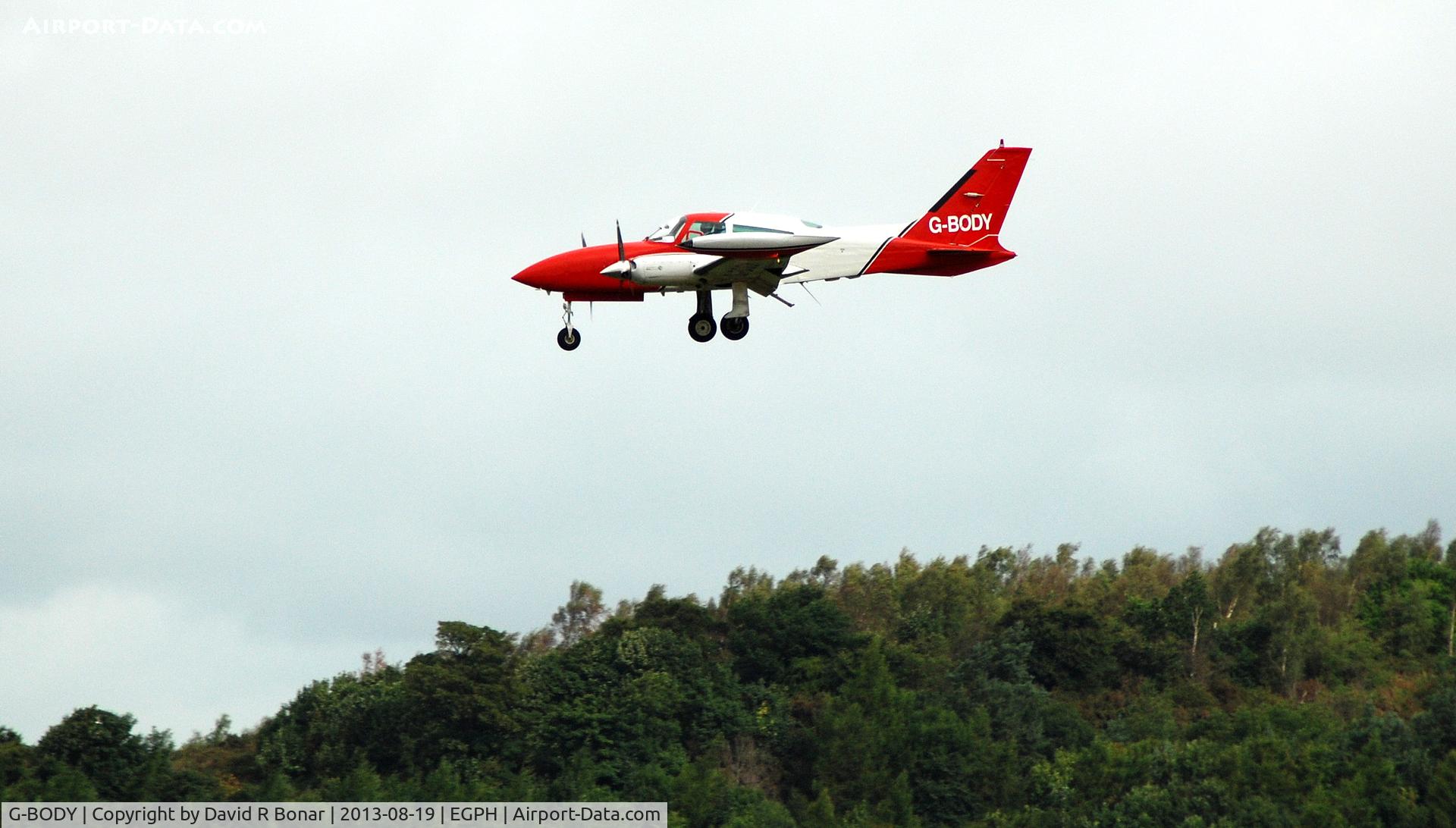 G-BODY, 1979 Cessna 310R C/N 310R-1503, Short finals at Edinburgh