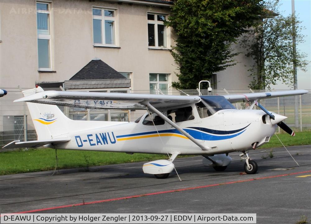 D-EAWU, 1999 Cessna 172S C/N 172S8148, Visitor on GAT....