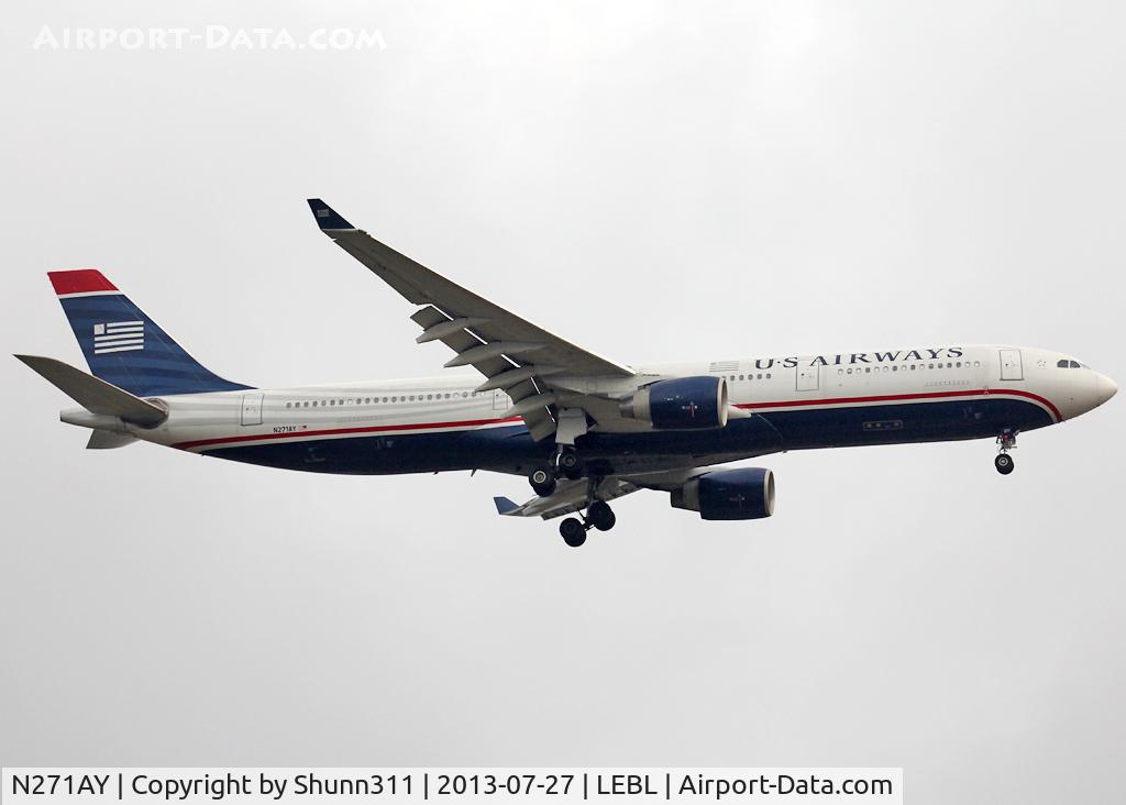 N271AY, 2000 Airbus A330-323 C/N 0323, Landing rwy 07L