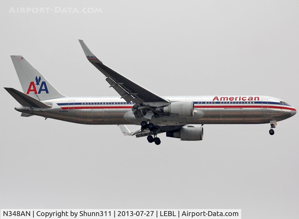 N348AN, 2003 Boeing 767-323/ER C/N 33087, Landing rwy 07L