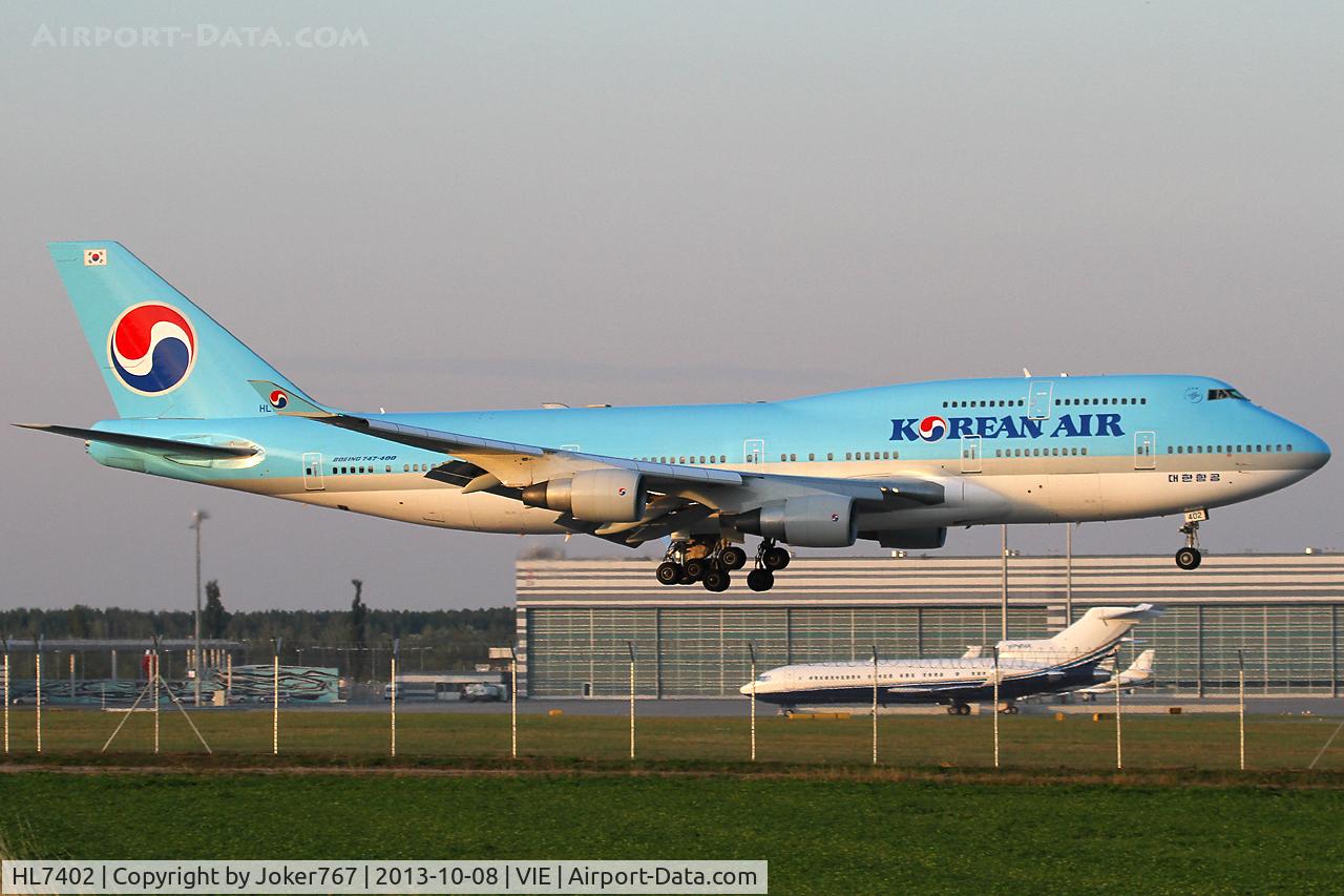 HL7402, 1998 Boeing 747-4B5 C/N 26407, Korean Air