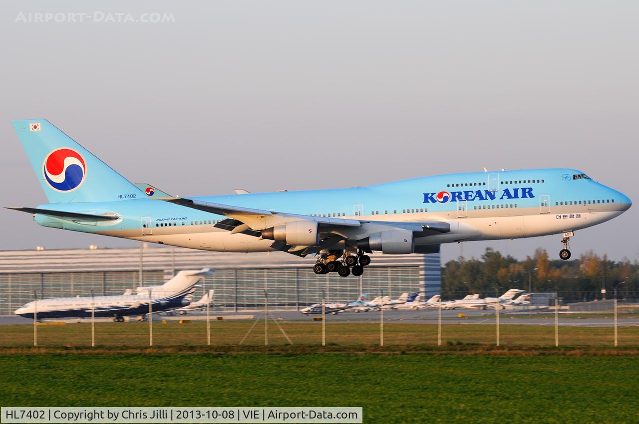 HL7402, 1998 Boeing 747-4B5 C/N 26407, Korean Air
