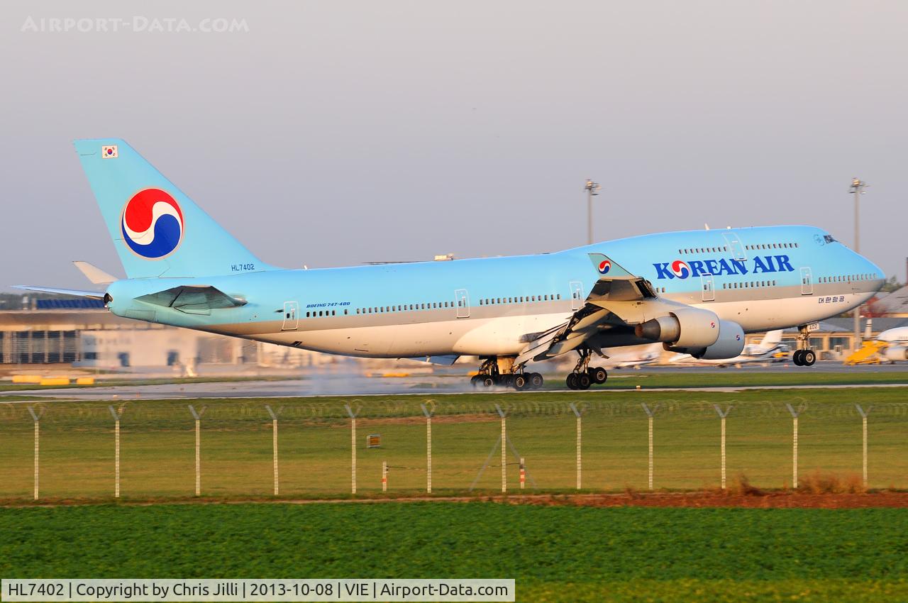 HL7402, 1998 Boeing 747-4B5 C/N 26407, Korean Air