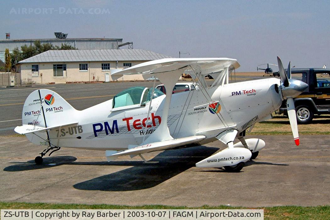 ZS-UTB, 1979 Aerotek Pitts S-1S Special C/N 1009, Pitts S-2S Special [1009] Johannesburg-Rand~ZS 07/10/2003