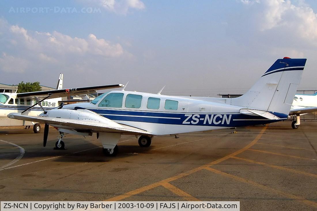 ZS-NCN, Beech 58 Baron C/N TH961, Beech 58 Baron [TH-961] Johannesburg Int~ZS 09/10/2003
