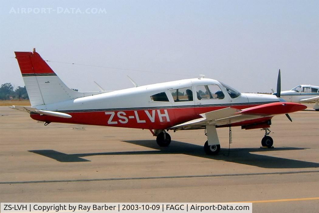 ZS-LVH, Piper PA-28R-200 C/N 28R7335223, Piper PA-28R-200 Cherokee Arrow II [28R-7335223] Grand Central~ZS 09/10/2003