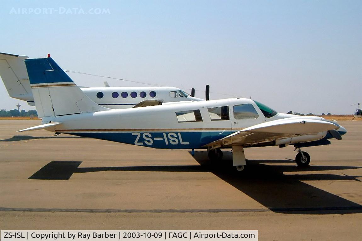 ZS-ISL, Piper PA-34-200 Seneca C/N 34-7350242, Piper PA-34-200 Seneca [34-7350242] Grand Central~ZS 09/10/2003