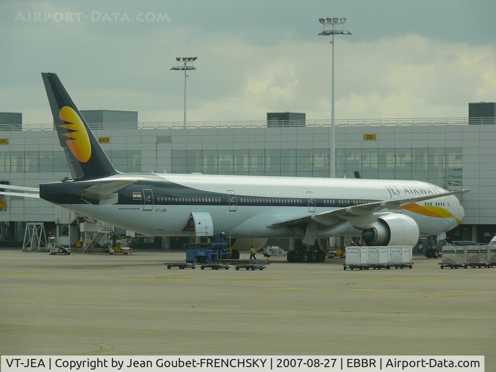 VT-JEA, 2007 Boeing 777-35R/ER C/N 35157/627, Jet Airways