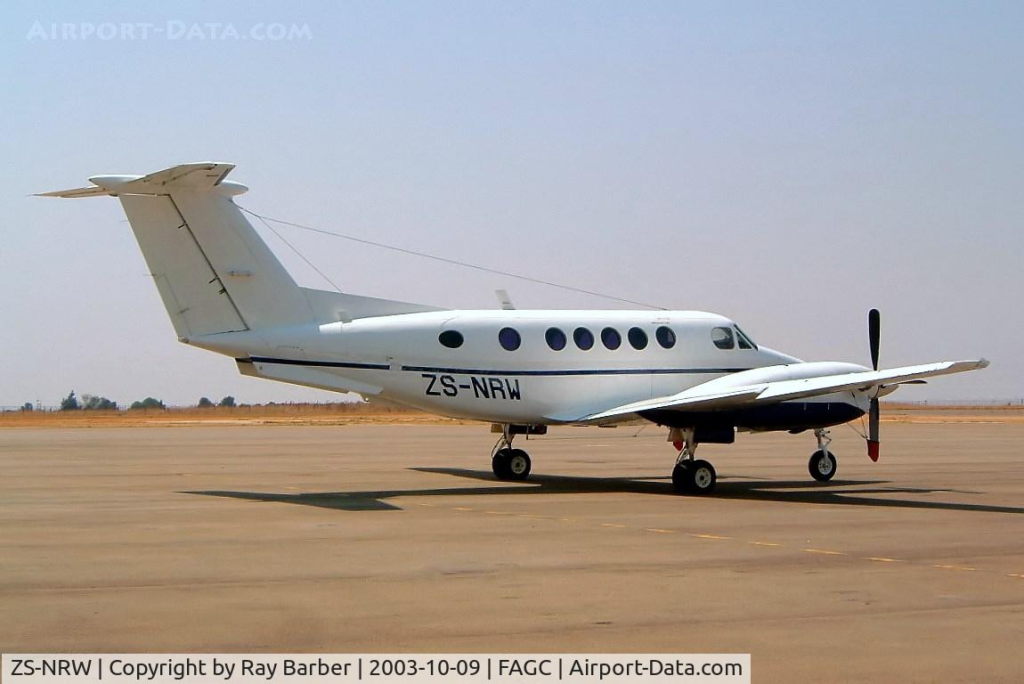 ZS-NRW, 1976 Beech 200 Super King Air C/N BB-201, Beech 200 Super King Air [BB-201] Grand Central~ZS 09/10/2003. Written off after hitting trees and catching fire at Vilanculos Mozambique 28-06-2004.