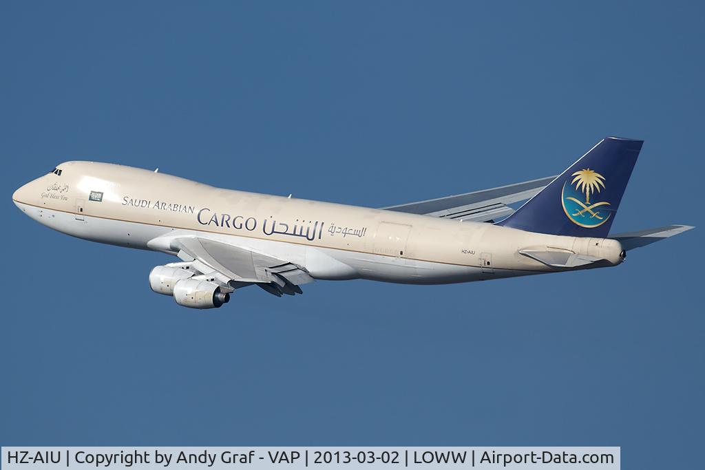 HZ-AIU, 1988 Boeing 747-268F C/N 24359/724, Saudi Arabian 747-200