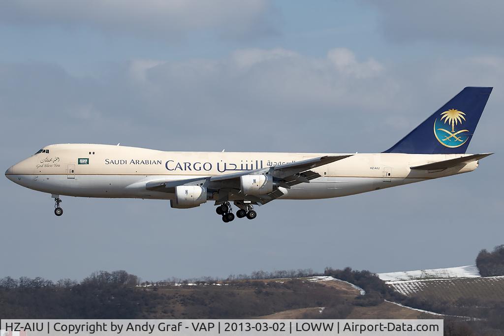 HZ-AIU, 1988 Boeing 747-268F C/N 24359/724, Saudi Arabian 747-200