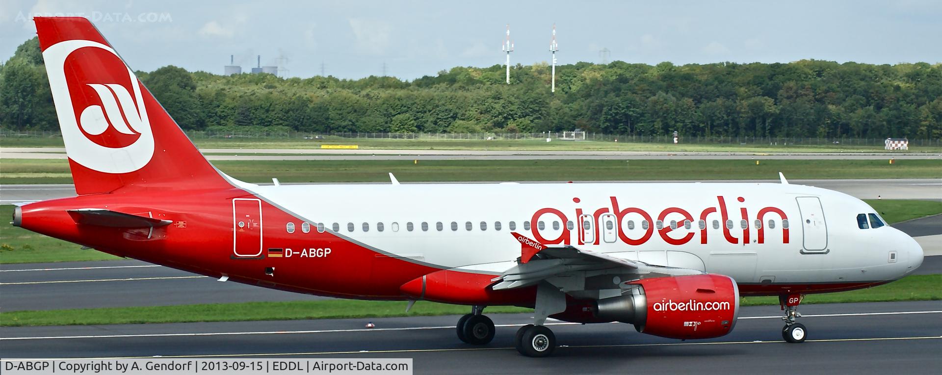 D-ABGP, 2008 Airbus A319-112 C/N 3728, Air Berlin, is taxiing at Düsseldorf Int´l(EDDL)