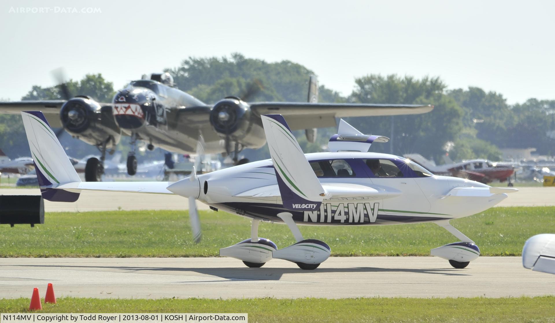 N114MV, Velocity Velocity XL C/N 1 (N114MV), Airventure 2013