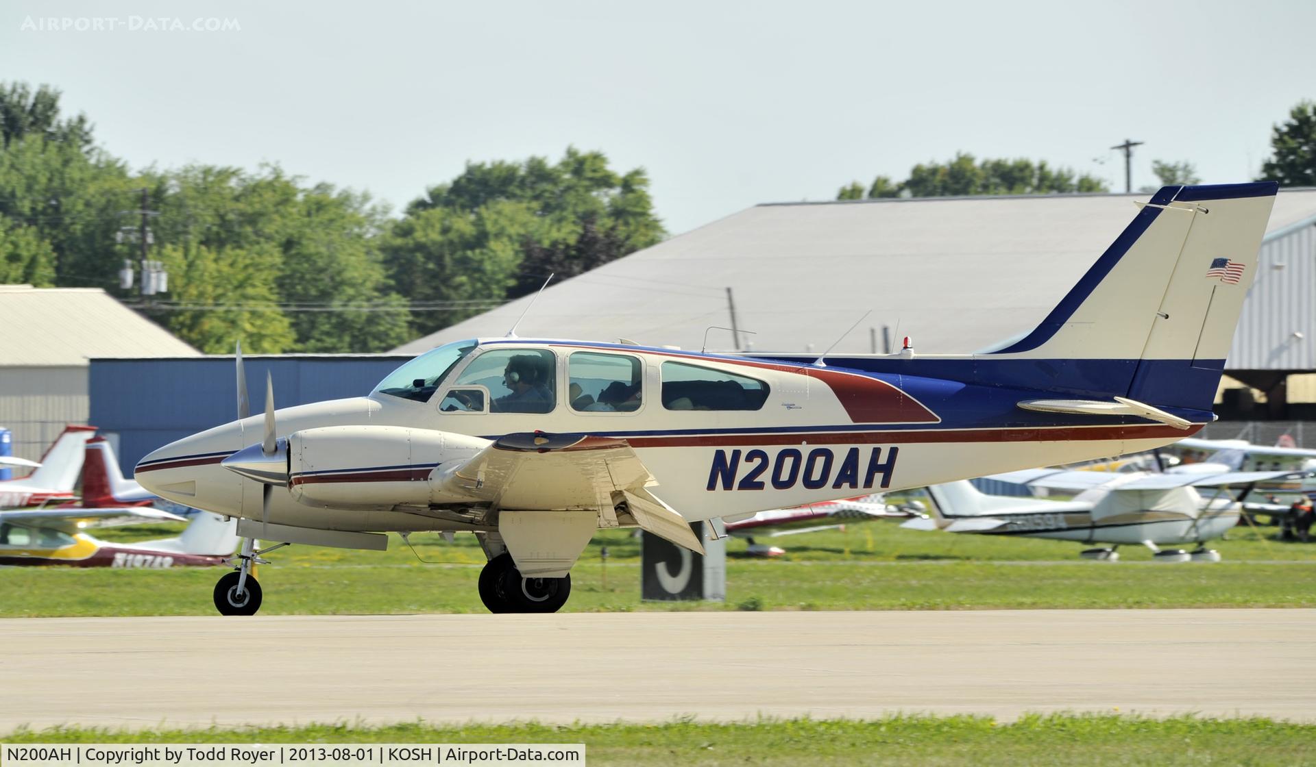 N200AH, 1962 Beech 95-A55 Baron C/N TC-335, Airventure 2013