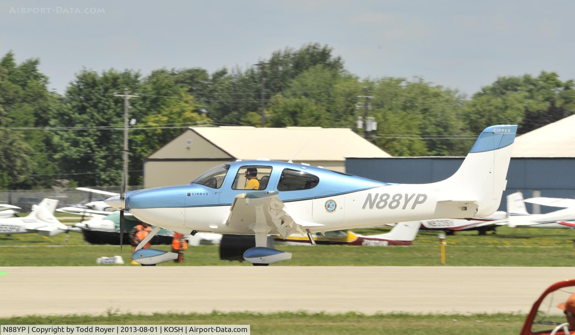N88YP, 2007 Cirrus SR22 G3 GTSX Turbo C/N 2584, Airventure 2013