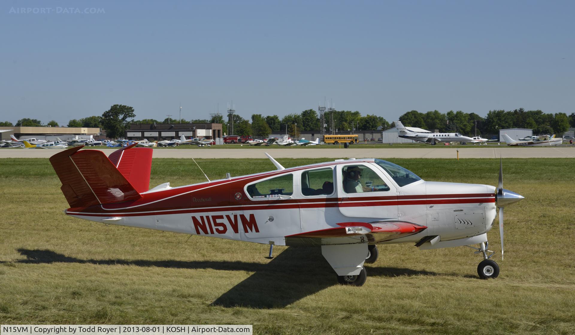 N15VM, 1976 Beech V35B Bonanza C/N D-9936, Airventure 2013