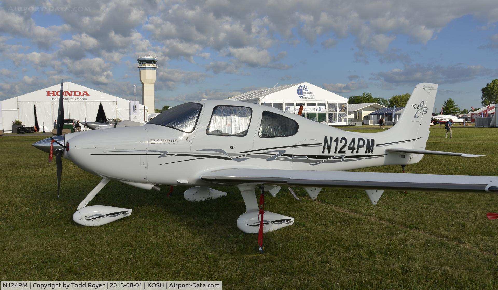 N124PM, 2008 Cirrus SR22 GTS C/N 3276, Airventure 2013