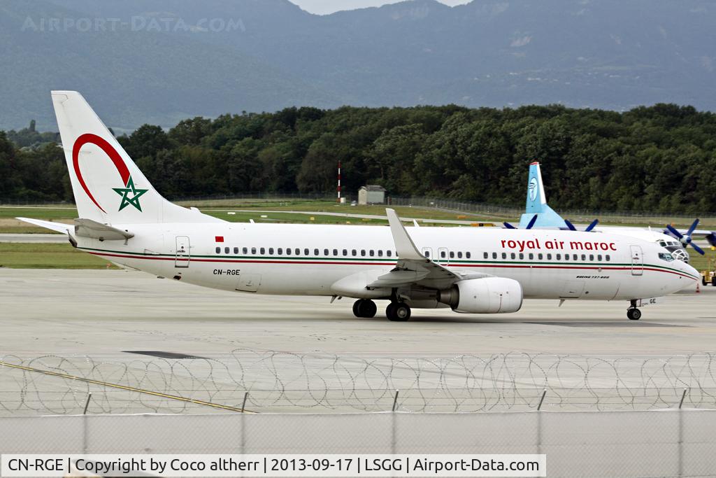 CN-RGE, 2011 Boeing 737-86N C/N 36822, Taxiing to runway 23!