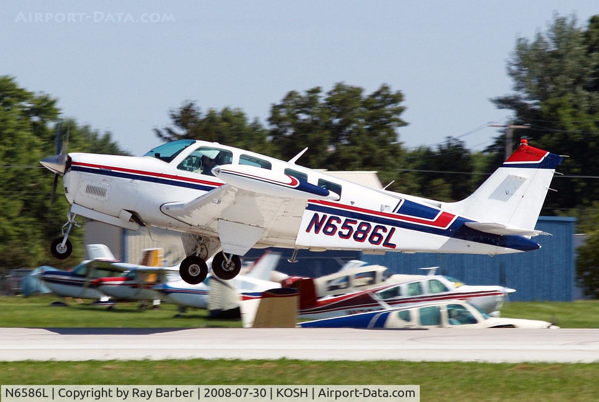 N6586L, 1983 Beech A36 Bonanza 36 C/N E-2067, Beech A36 Bonanza 36 [E-2067] Oshkosh-Wittman Regional~N 30/07/2008