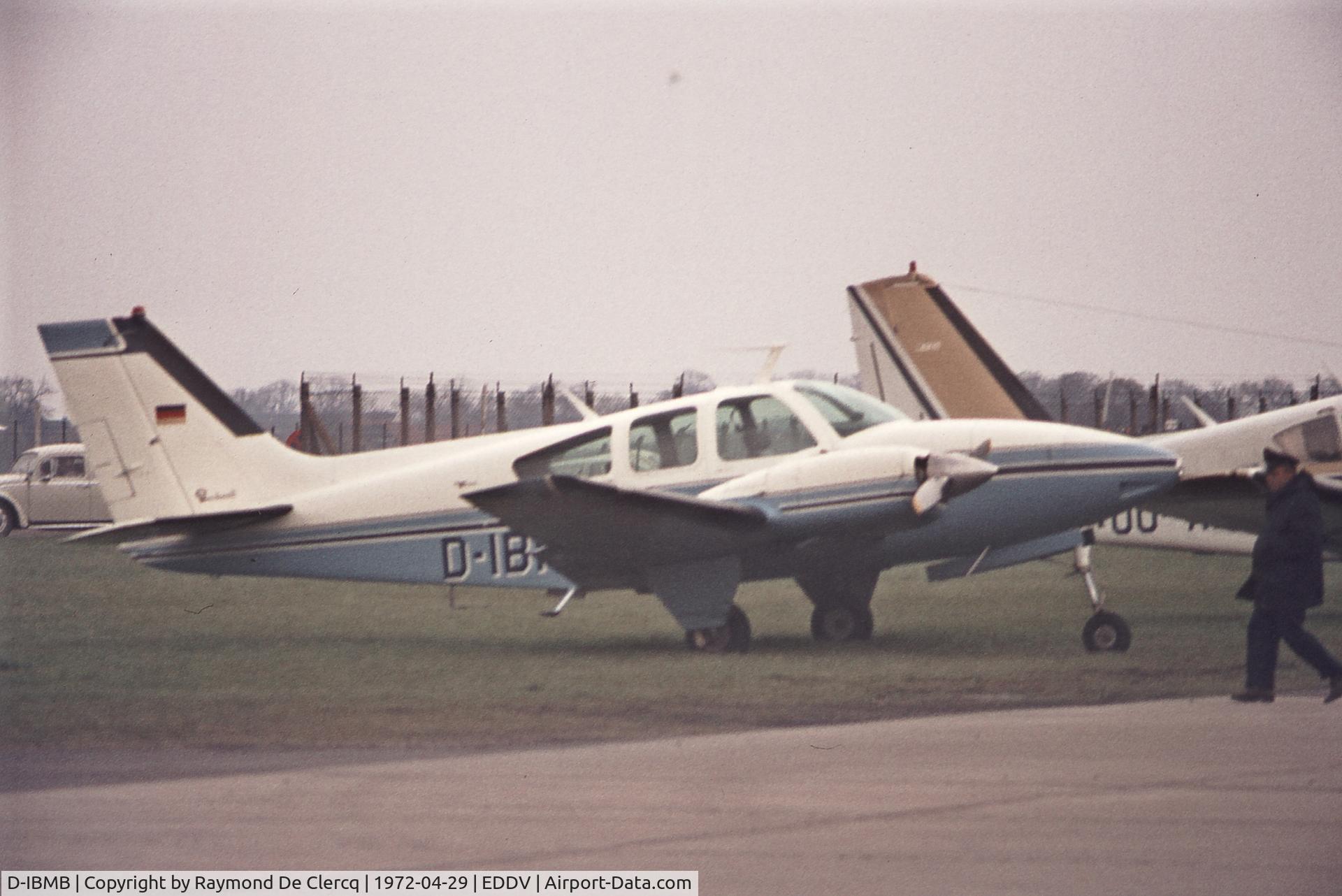 D-IBMB, Beech D55 Baron C/N TE-483, Hannover Messe 1972