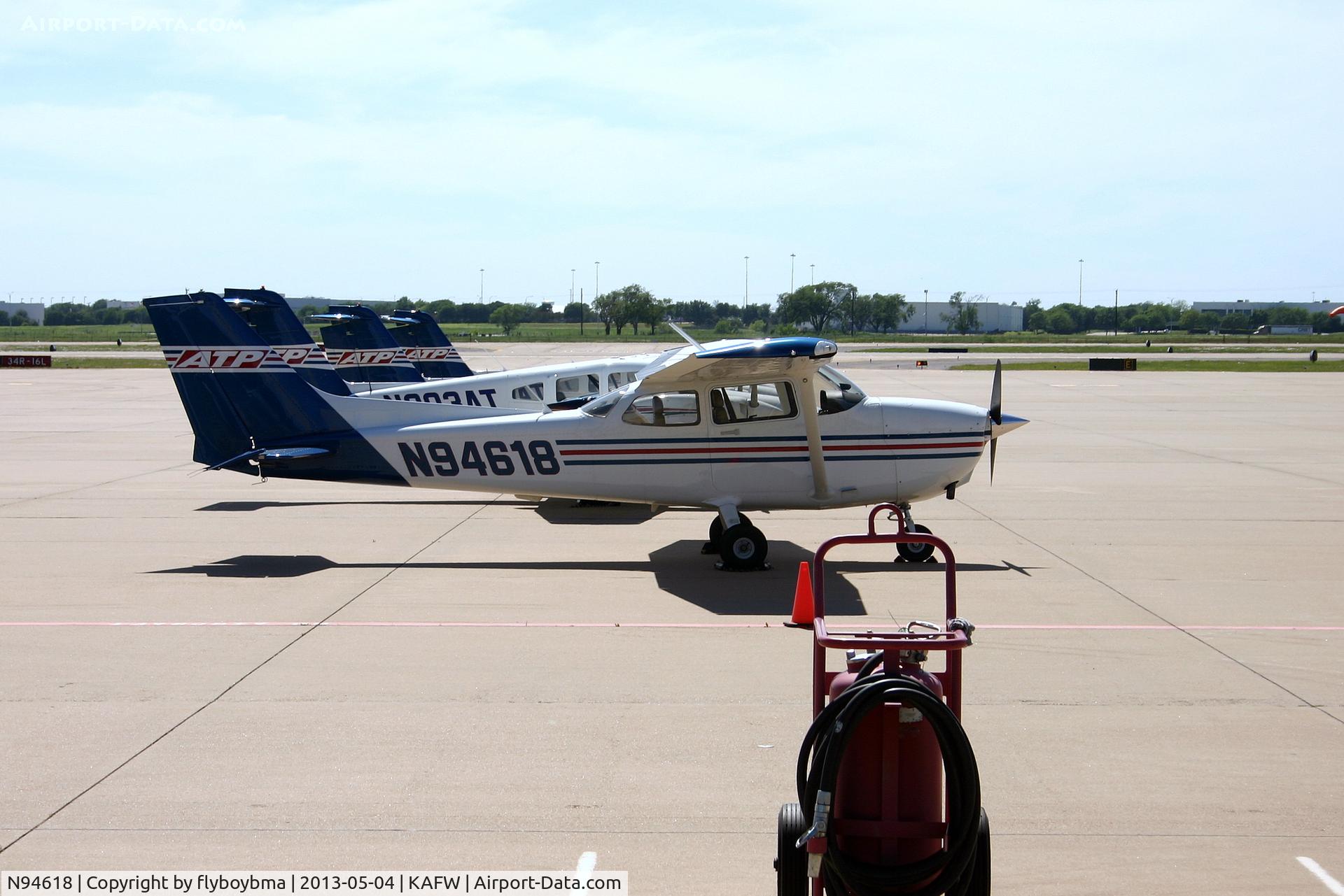 N94618, 2012 Cessna 172S C/N 172S-11209, Sitting on the ramp.