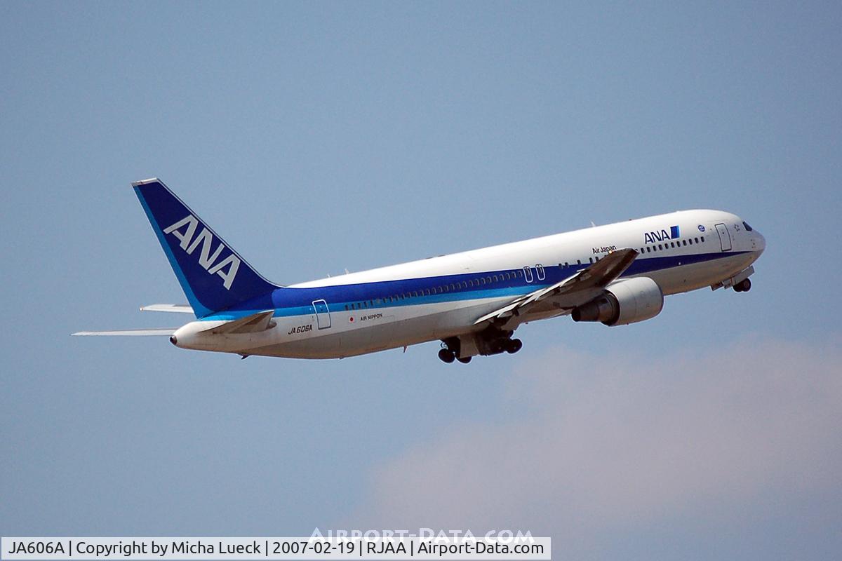 JA606A, 2002 Boeing 767-381/ER C/N 32975, At Narita