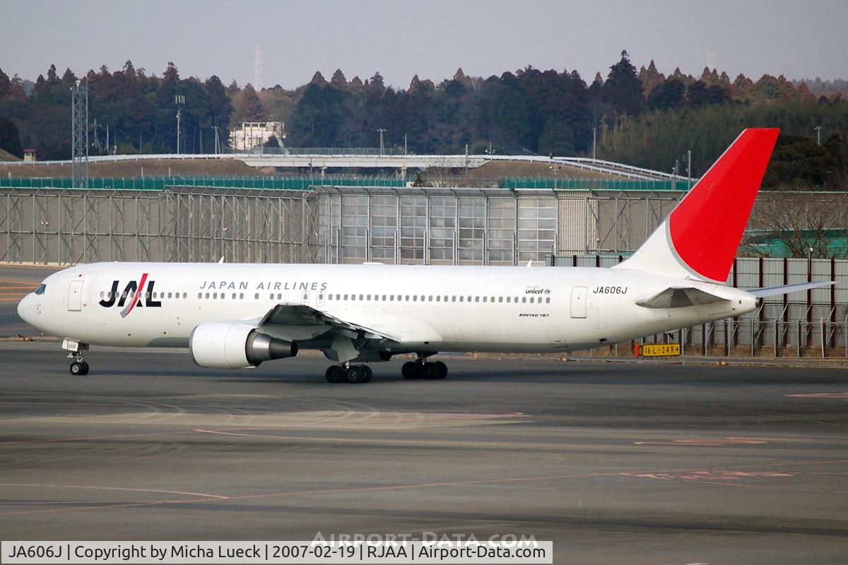 JA606J, 2003 Boeing 767-346/ER C/N 33495, At Narita