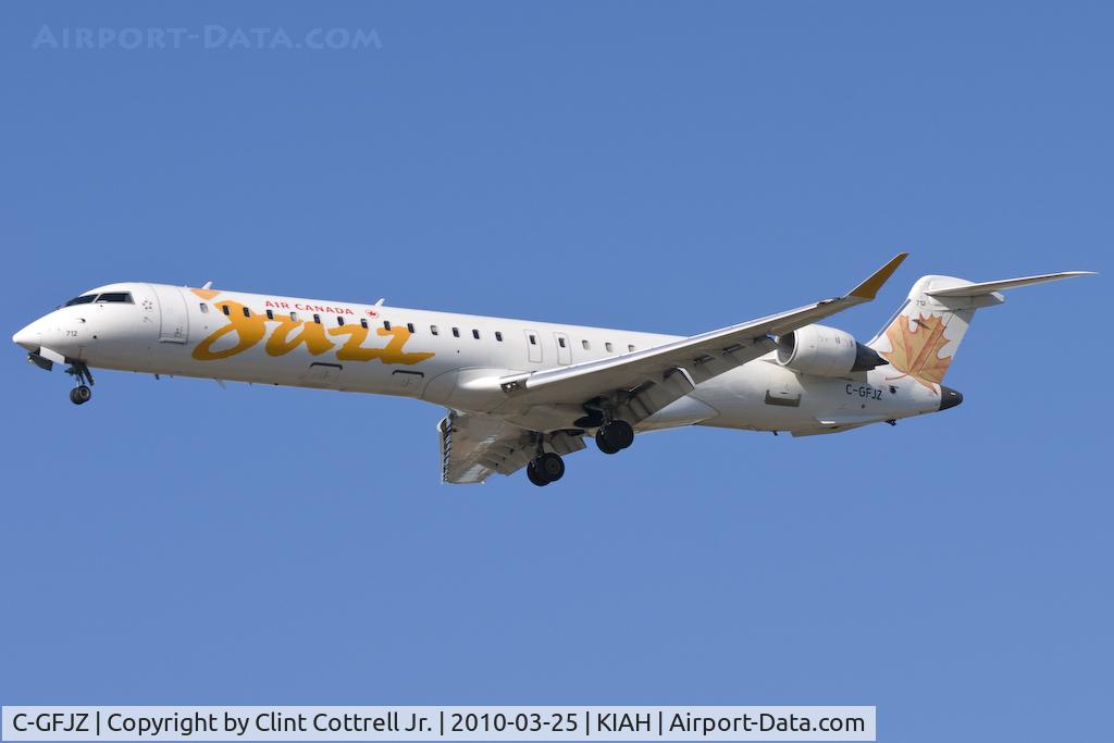 C-GFJZ, 2005 Canadair CRJ-705ER (CL-600-2D15) Regional Jet C/N 15050, Houston