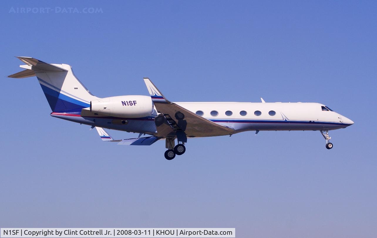 N1SF, 2000 Gulfstream Aerospace Gulfstream V C/N 598, Houston Hobby