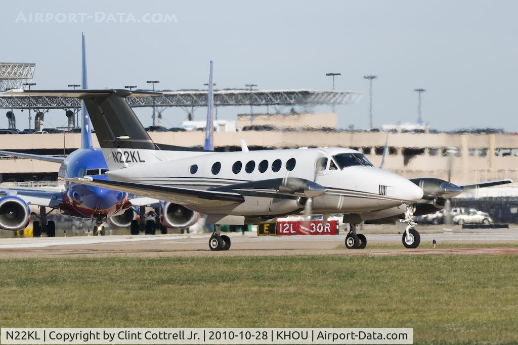 N22KL, 2008 Hawker Beechcraft B200GT King Air C/N BY-26, Hobby