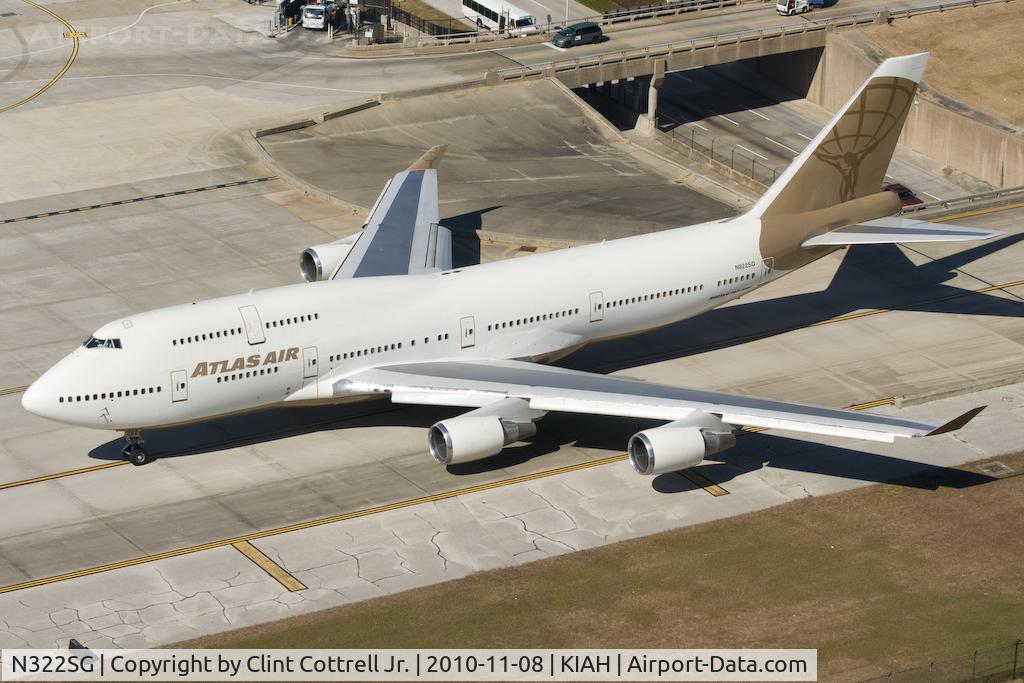 N322SG, 2000 Boeing 747-481 C/N 30322, Atlas Air 