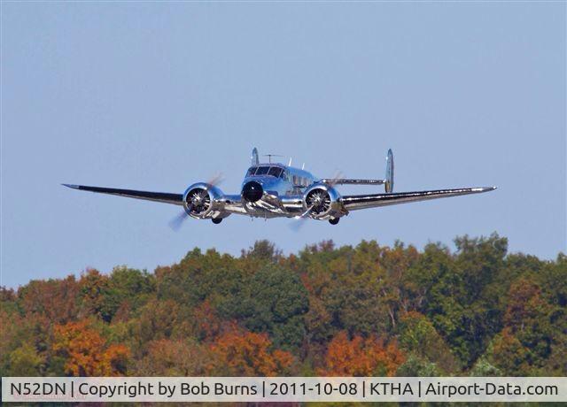 N52DN, 1952 Beech D18S C/N A-846, Takeoff in Tullahoma ,Tn