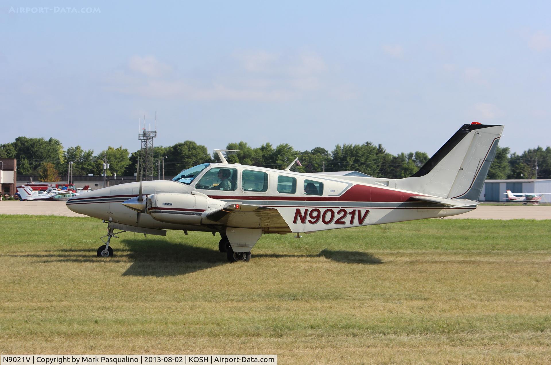 N9021V, 1972 Beech 58 Baron C/N TH-233, Beech 58