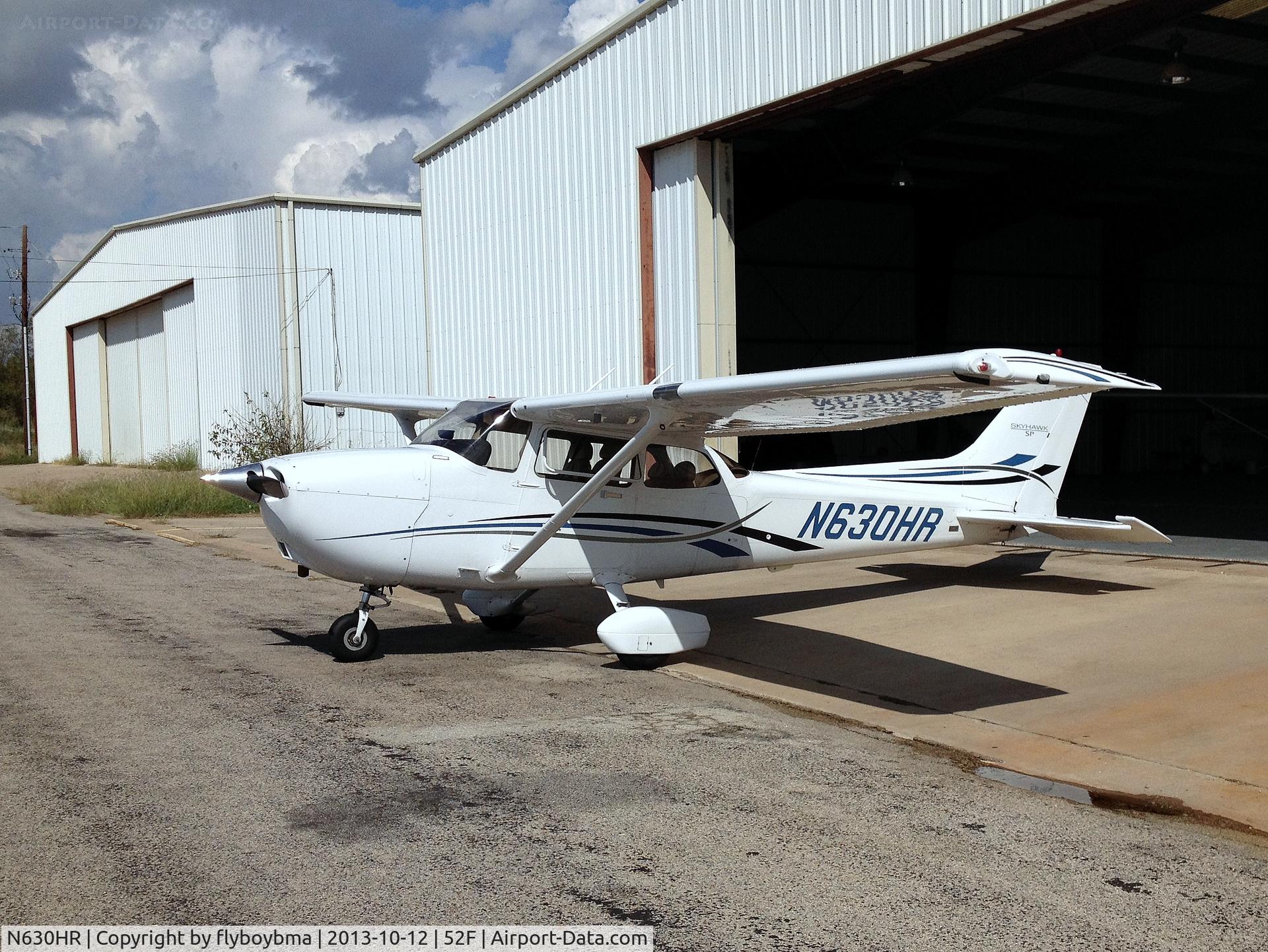 N630HR, 2006 Cessna 172S C/N 172S10205, Sitting in front of the hangar after a good wash!