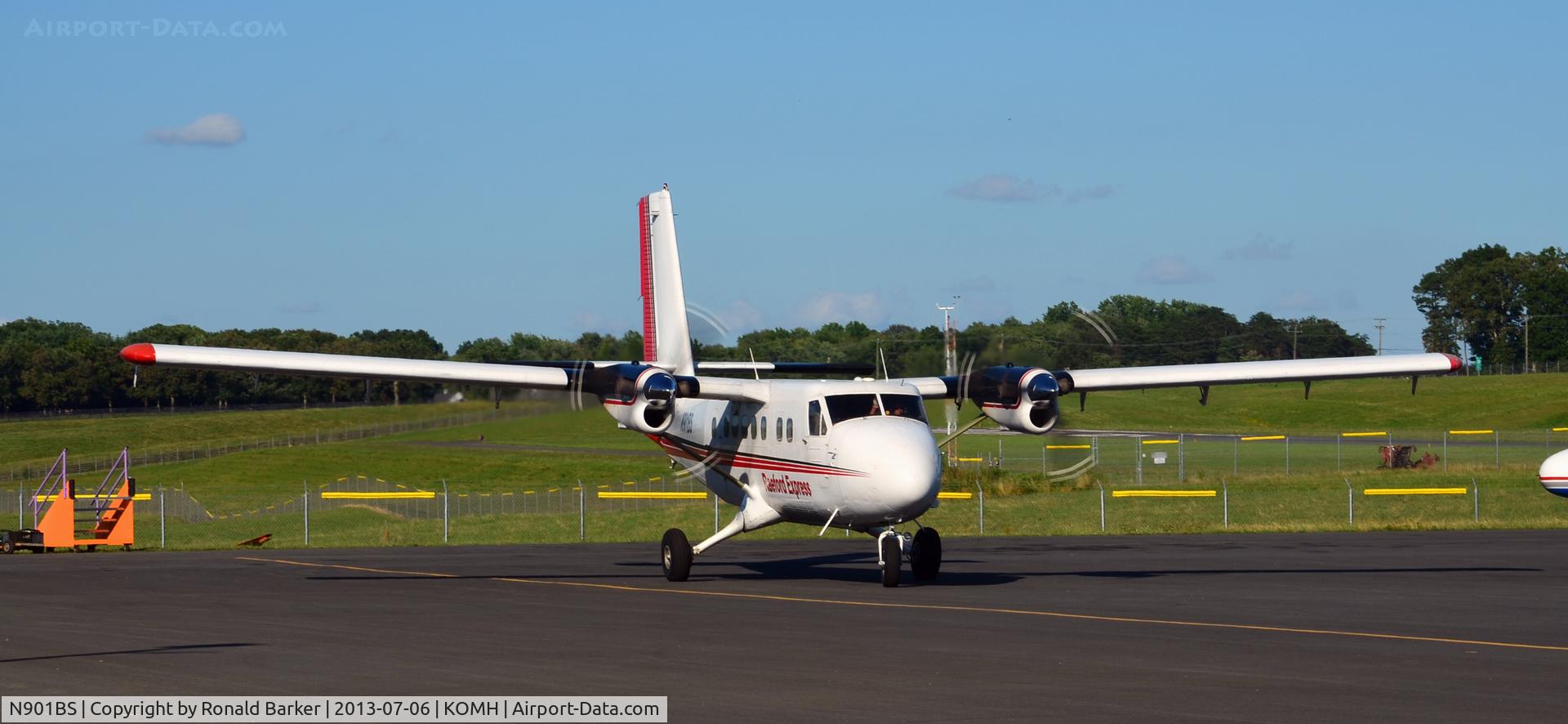 N901BS, 1968 De Havilland Canada DHC-6-200 Twin Otter C/N 160, Taxi Orange