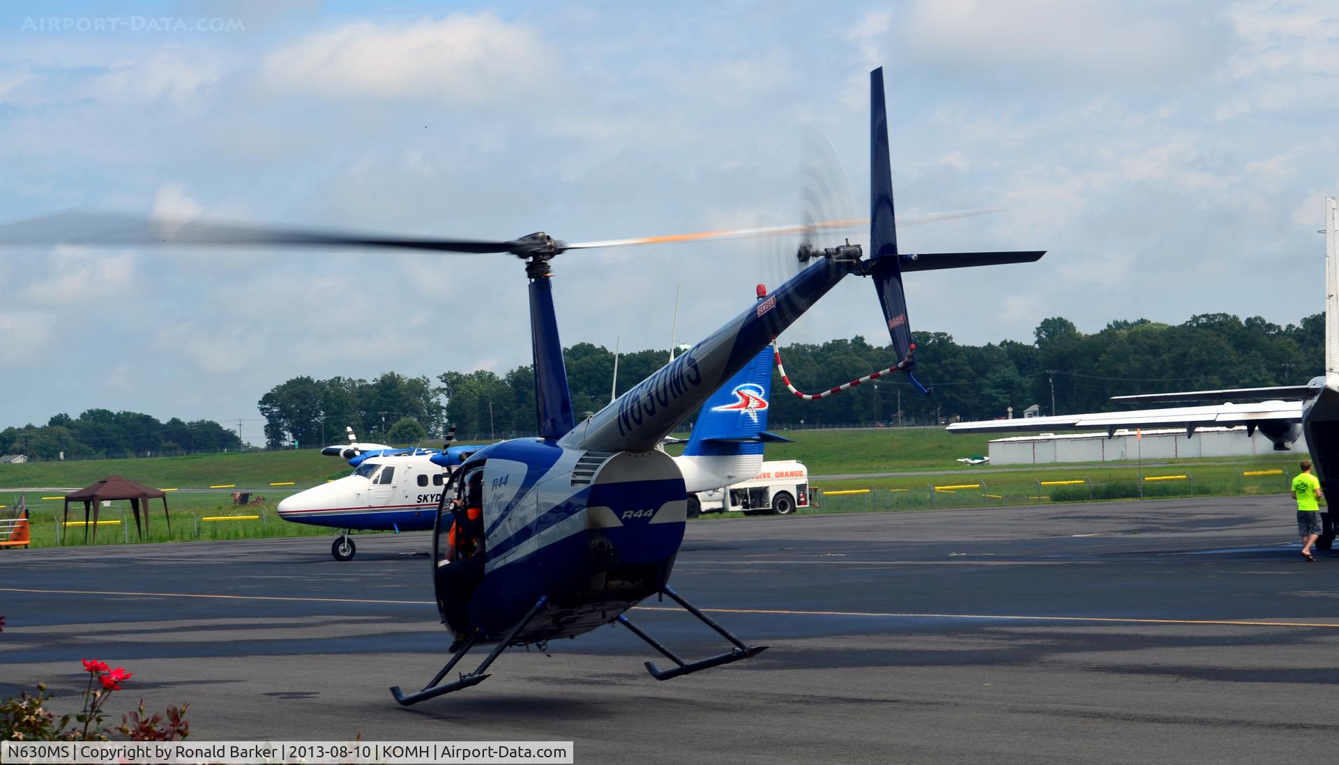 N630MS, 2000 Robinson R44 C/N 0885, Liftoff Orange