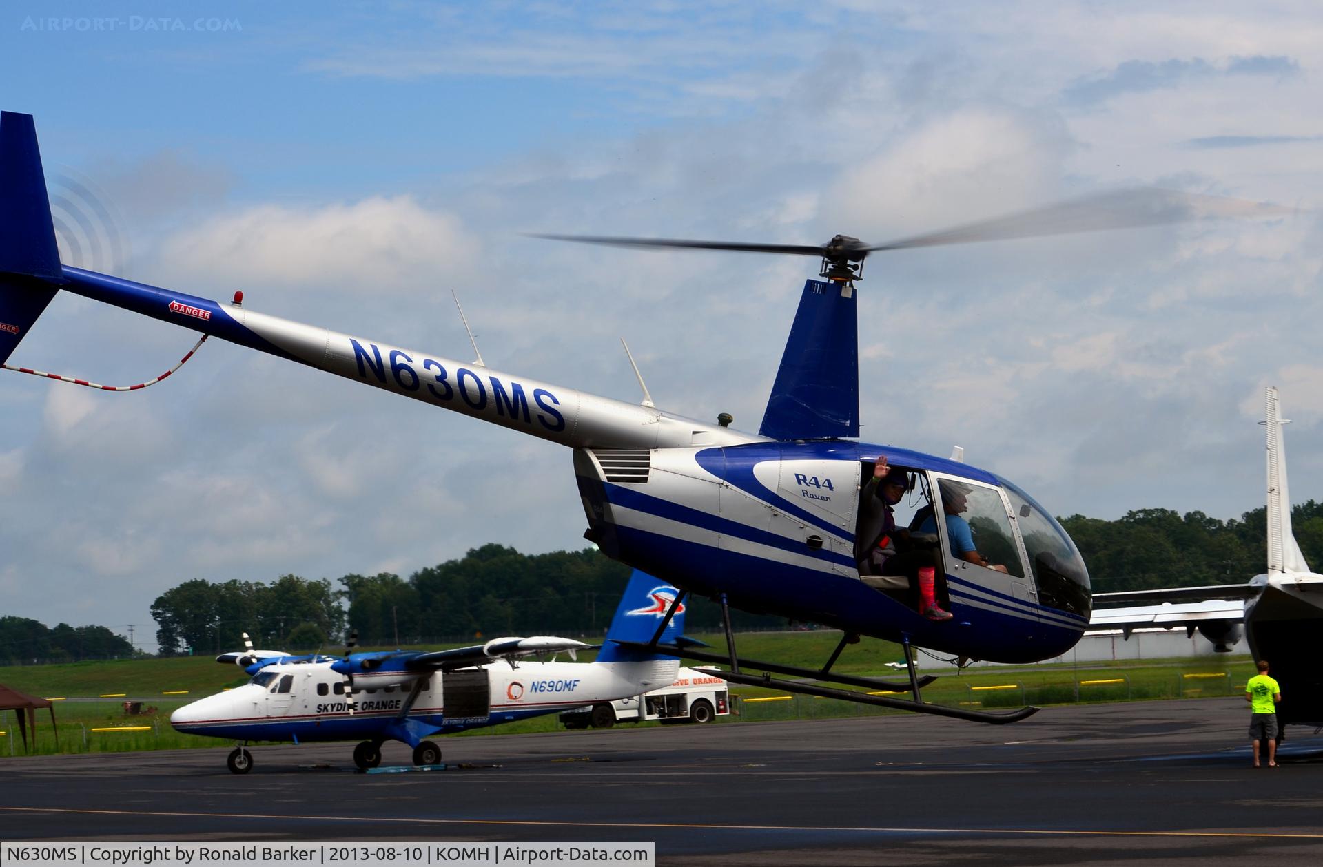 N630MS, 2000 Robinson R44 C/N 0885, Departure Orange