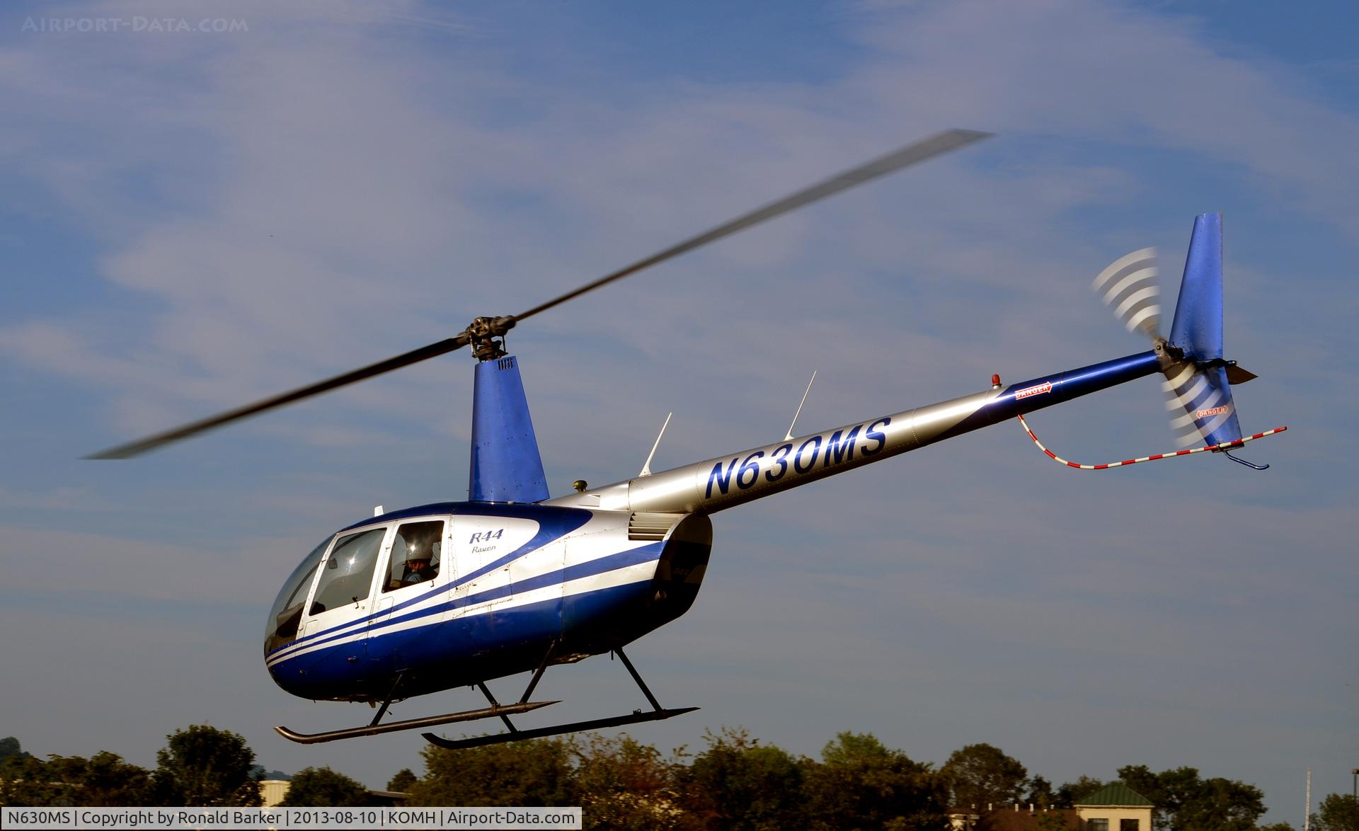 N630MS, 2000 Robinson R44 C/N 0885, Departing Orange