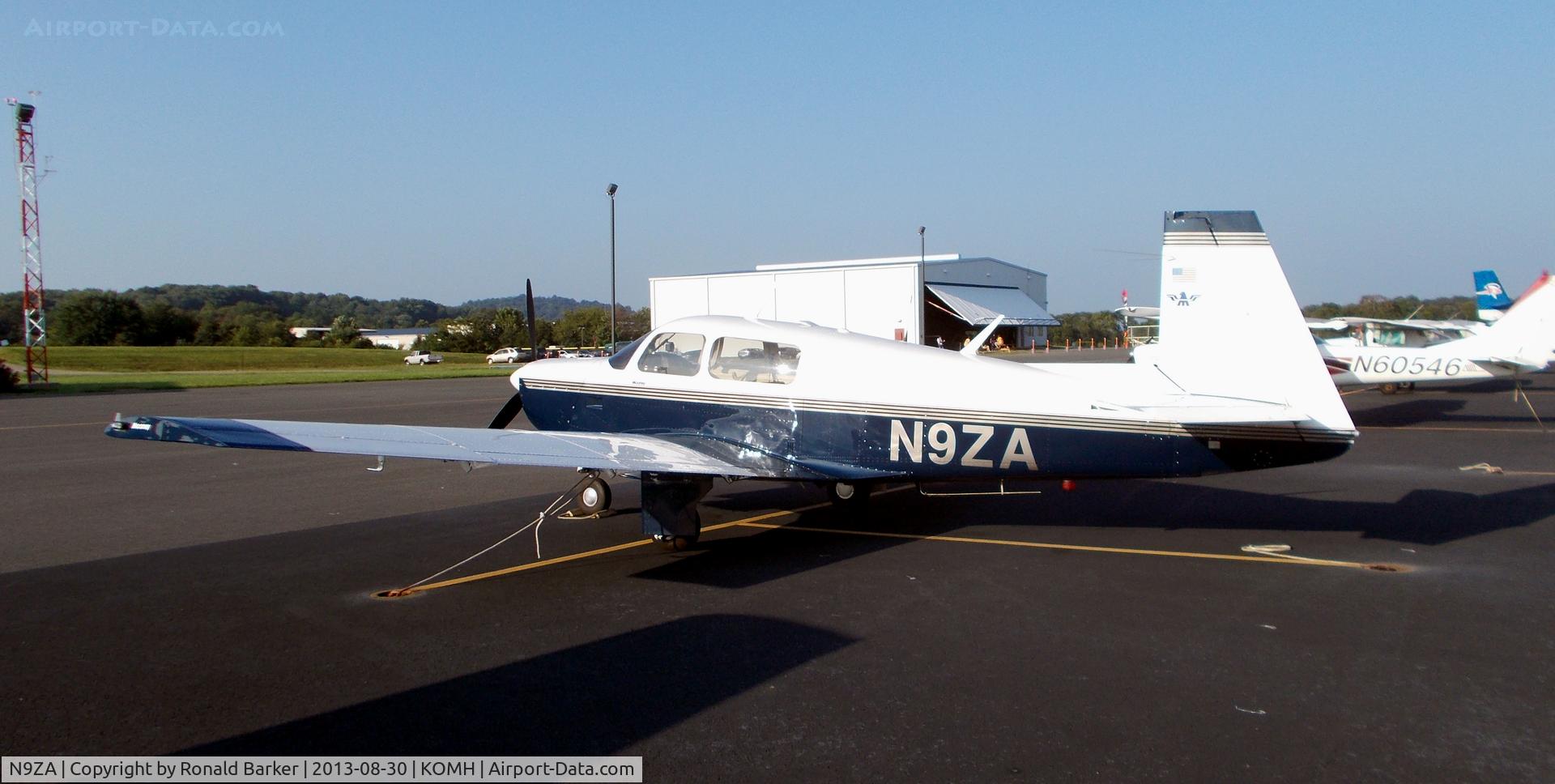 N9ZA, 1968 Mooney M-20G Statesman C/N 680130, Orange