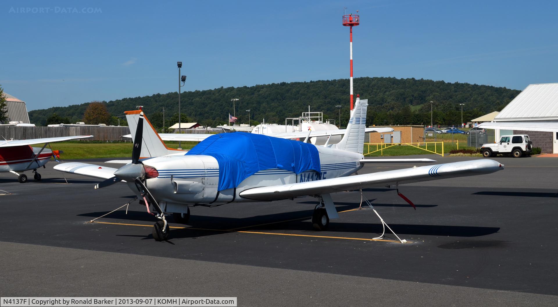 N4137F, 1976 Piper PA-32R-300 Cherokee Lance C/N 32R-7680430, Orange