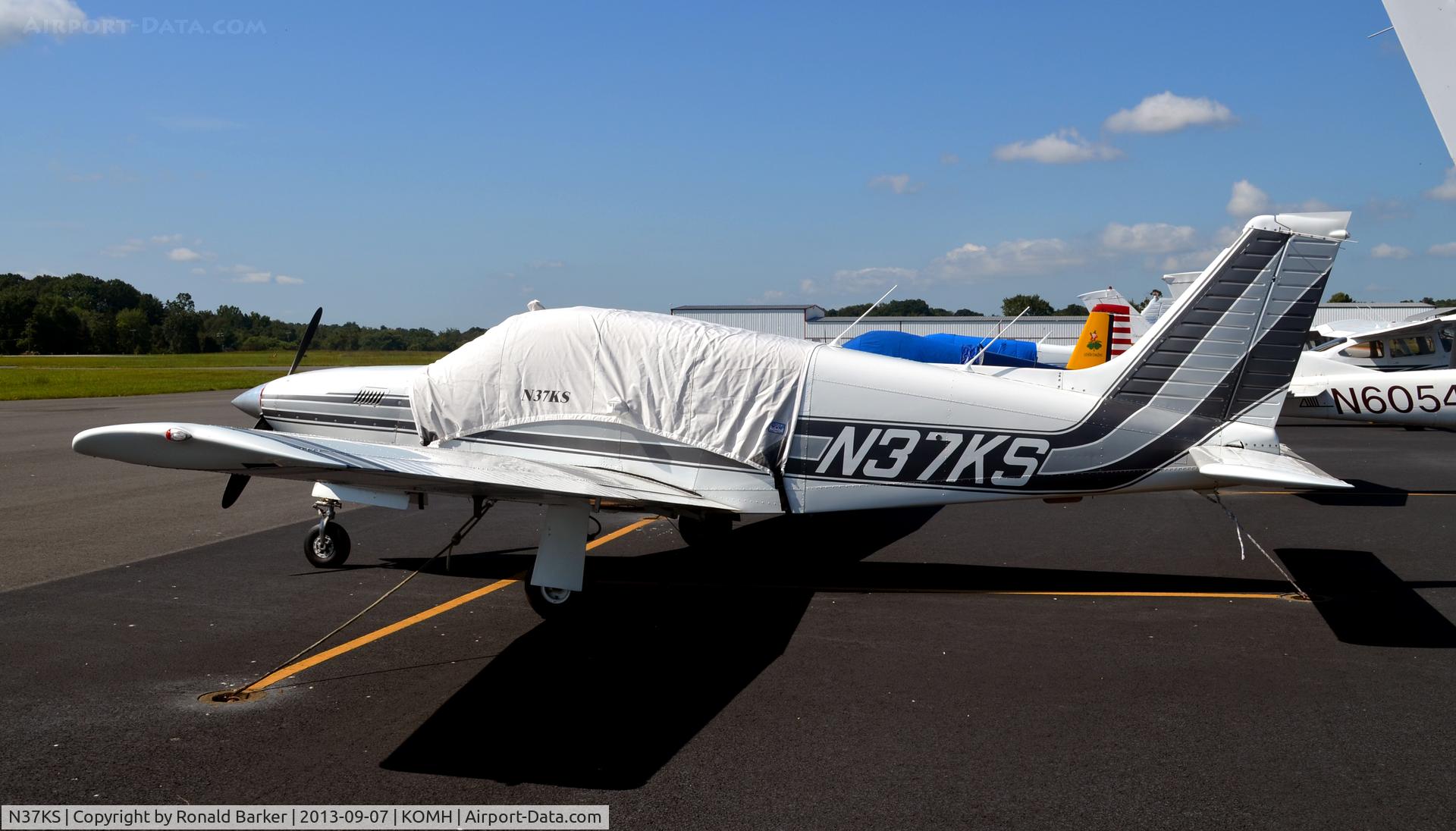 N37KS, 1977 Piper PA-28R-201T Cherokee Arrow III C/N 28R-7703257, Orange