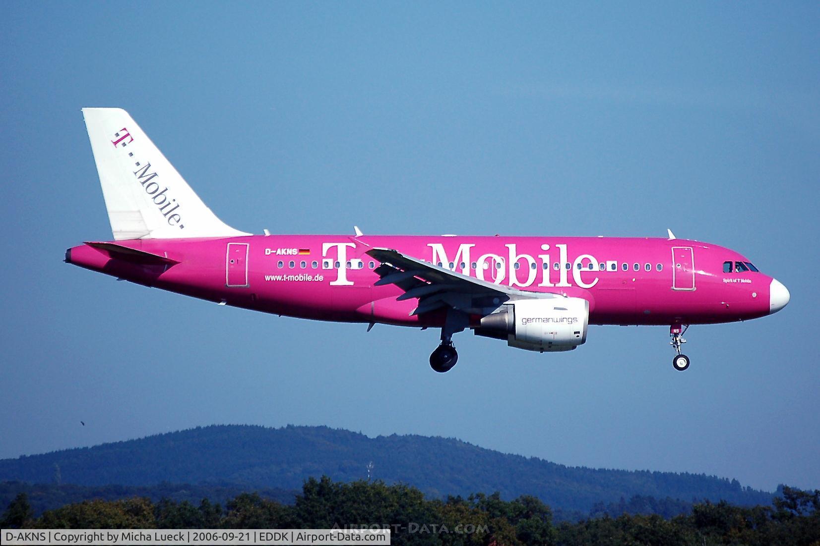 D-AKNS, 2000 Airbus A319-112 C/N 1277, At Cologne