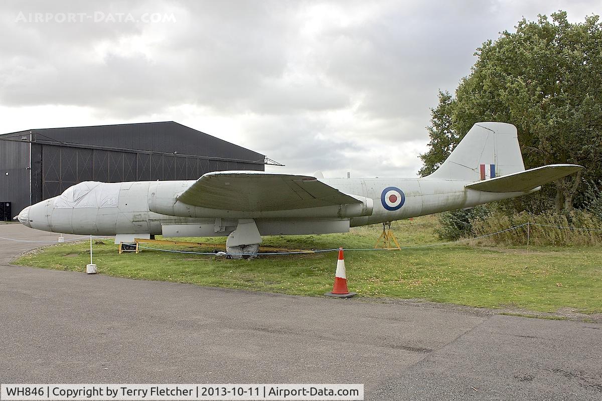 WH846, English Electric Canberra T.4 C/N EEP71290, EE Canberra at Yorkshire Air Museum