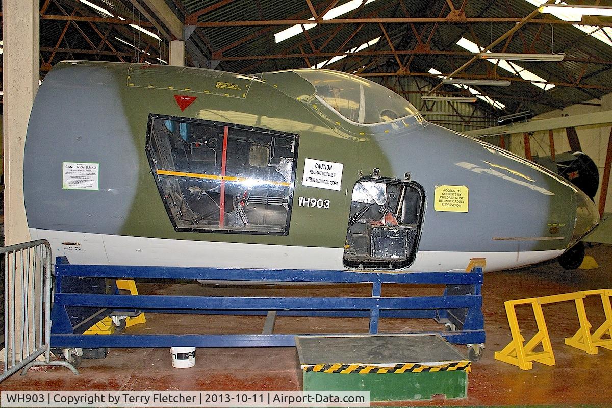 WH903, 1954 English Electric Canberra T.19 C/N SH1646, EE Canberra nose at Yorkshire Air Museum