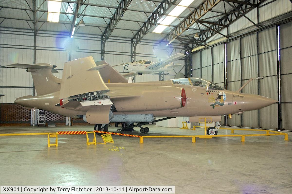 XX901, 1977 Hawker Siddeley Buccaneer S.2B C/N B3-06-75, Buccaneer at Yorkshire Air Museum